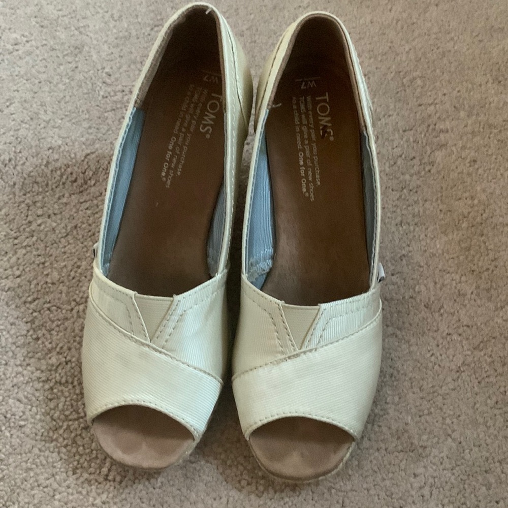 Toms gold wedge shoes